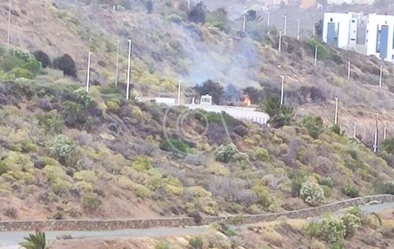 Imagen captada por un vecino del fuego/TA.